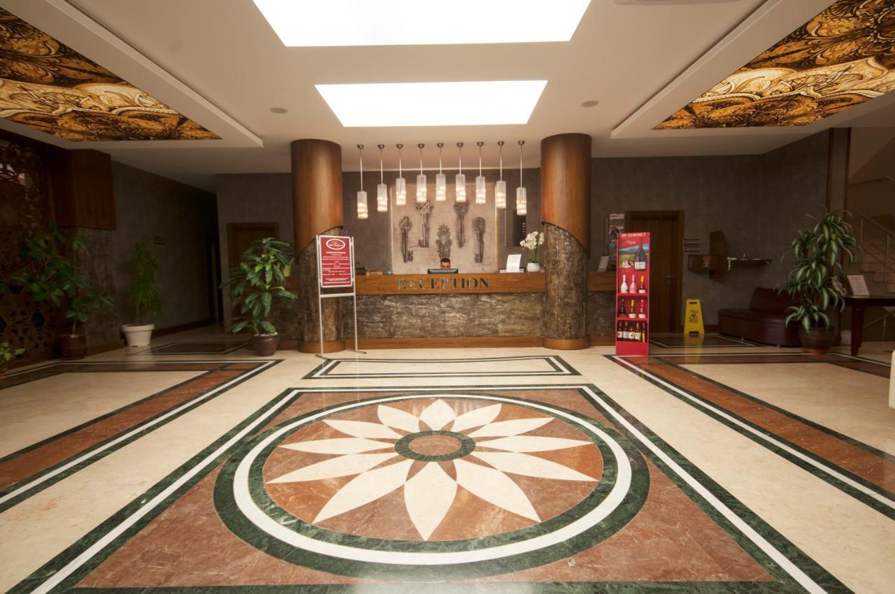 My Dream Hotel 말마리스 외부 사진